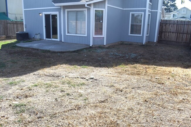 Building Photo - 8165 La Almendra Way