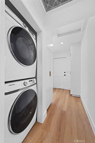 Building Photo - 21052 Laguna Canyon Rd