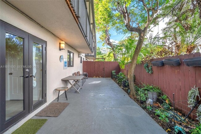 Building Photo - 3265 Virginia St