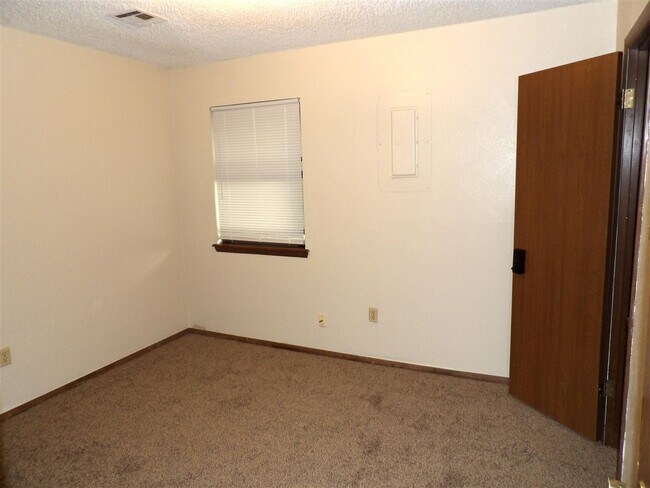 Building Photo - 1107 NW 52nd St