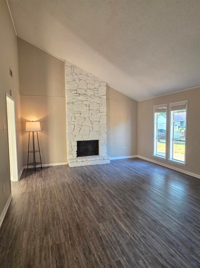 Building Photo - 4098 Mimosa Hill Ln