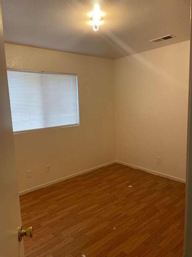 Building Photo - 7329 N San Pablo Ave