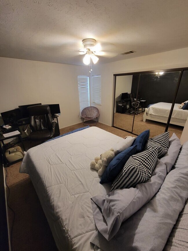 Building Photo - College Station - 2/1 Available July 25, 2023