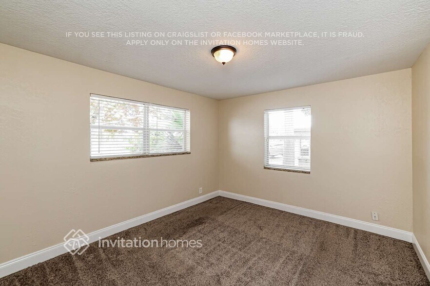 Building Photo - 926 Northern Dr