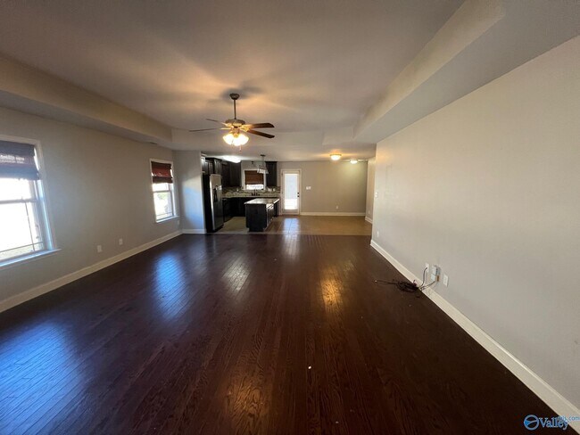 Building Photo - 206 Healey Dr