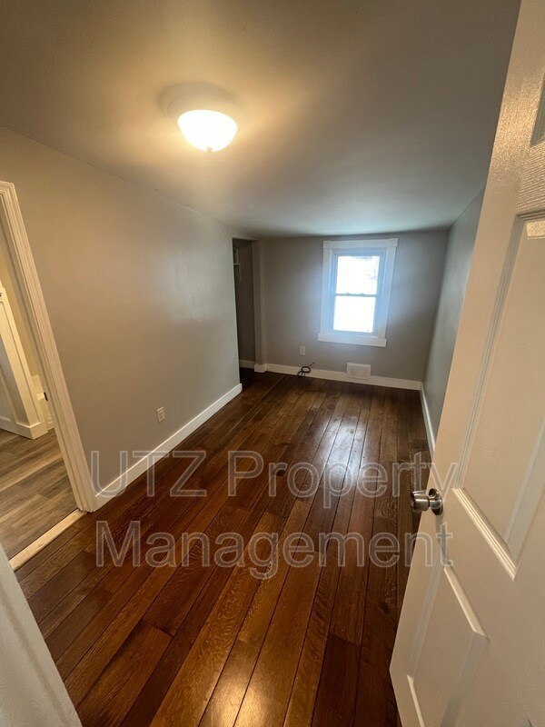 Building Photo - 29 John St