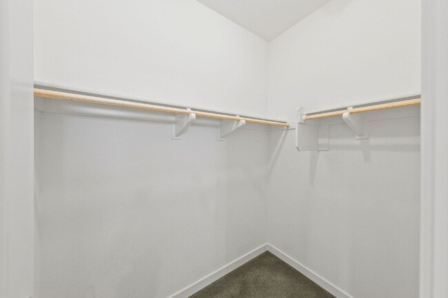 Building Photo - Love your life at Escaya in Chula Vista! 4Bed/2.5Ba attached garage home for rent