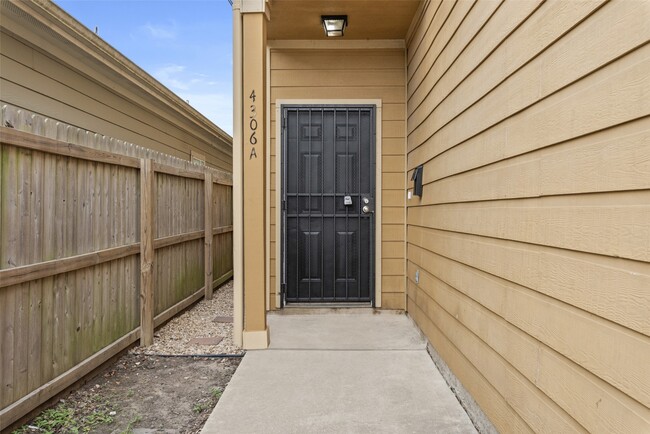 Building Photo - 4306 Maggie St