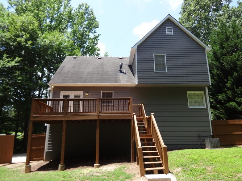 Building Photo - 278 Willow Bend Dr