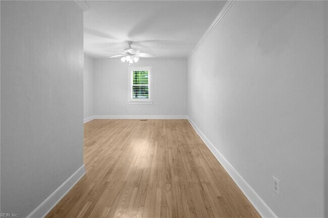 Building Photo - 6333 Tuttle Ave