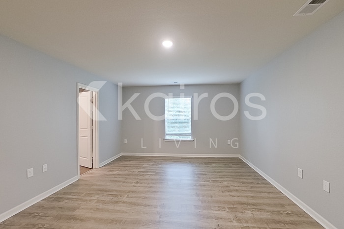 Building Photo - 1044 Pilgrim Ln