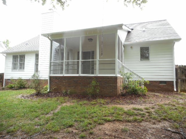 Building Photo - 3109 Southampton Dr