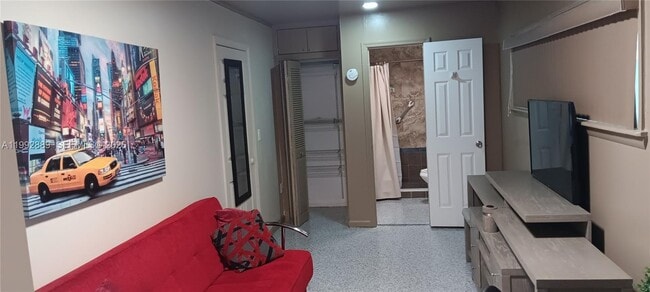 Building Photo - 6761 Branch St