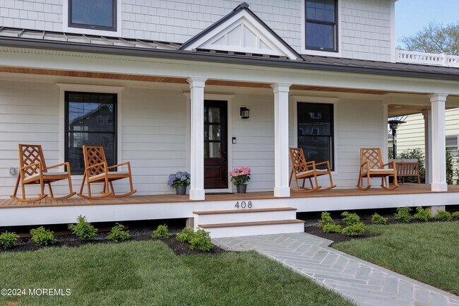 Building Photo - 408 Central Ave