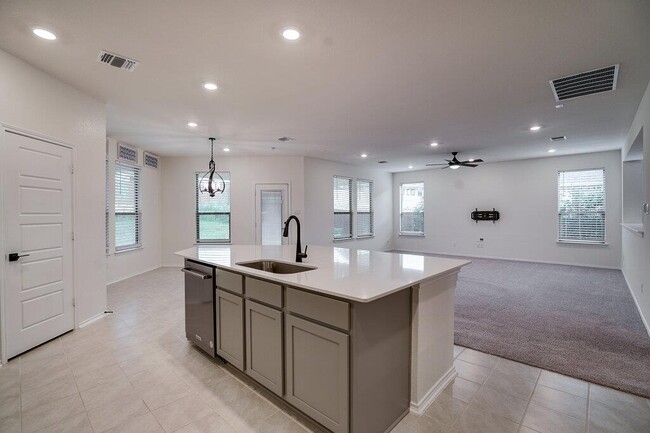 Building Photo - 4732 Padula Dr