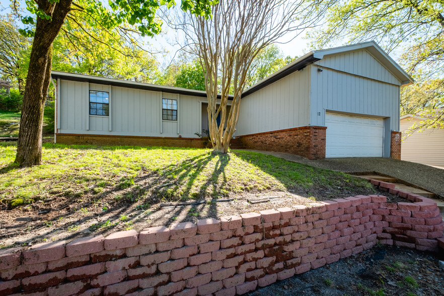 Building Photo - 12 Rio Grande Forest Dr