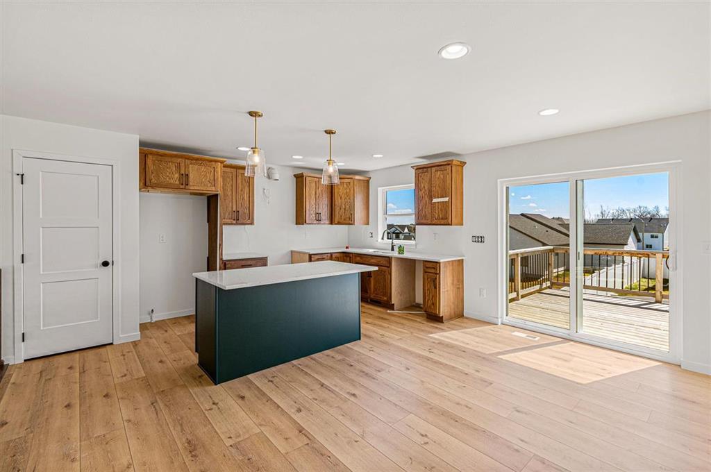 Building Photo - 386 Sierra Trce