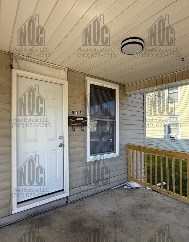 Building Photo - 915-915 Pierce Ave