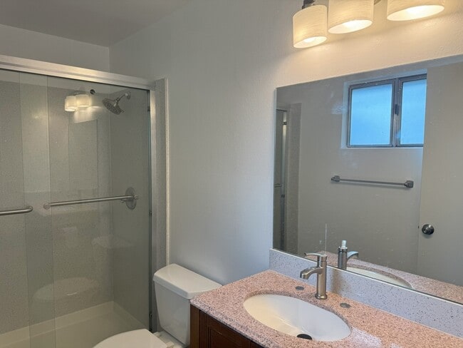Building Photo - 2460 Brookside Way