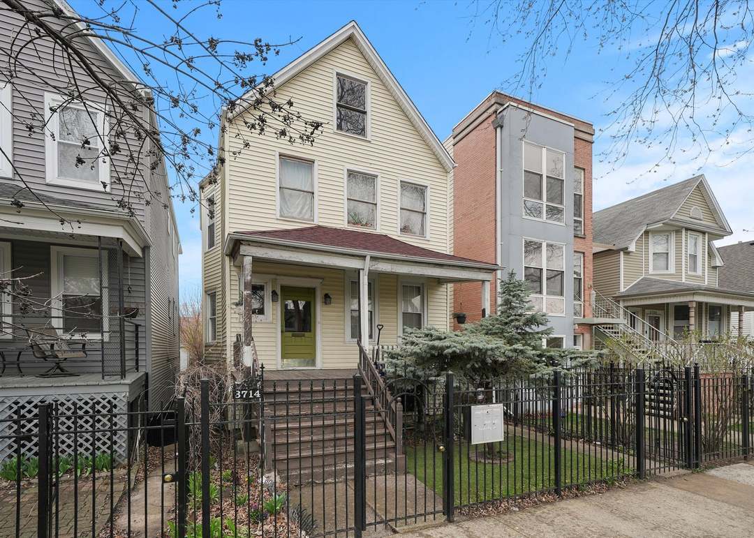Building Photo - 3714 W Cortland St