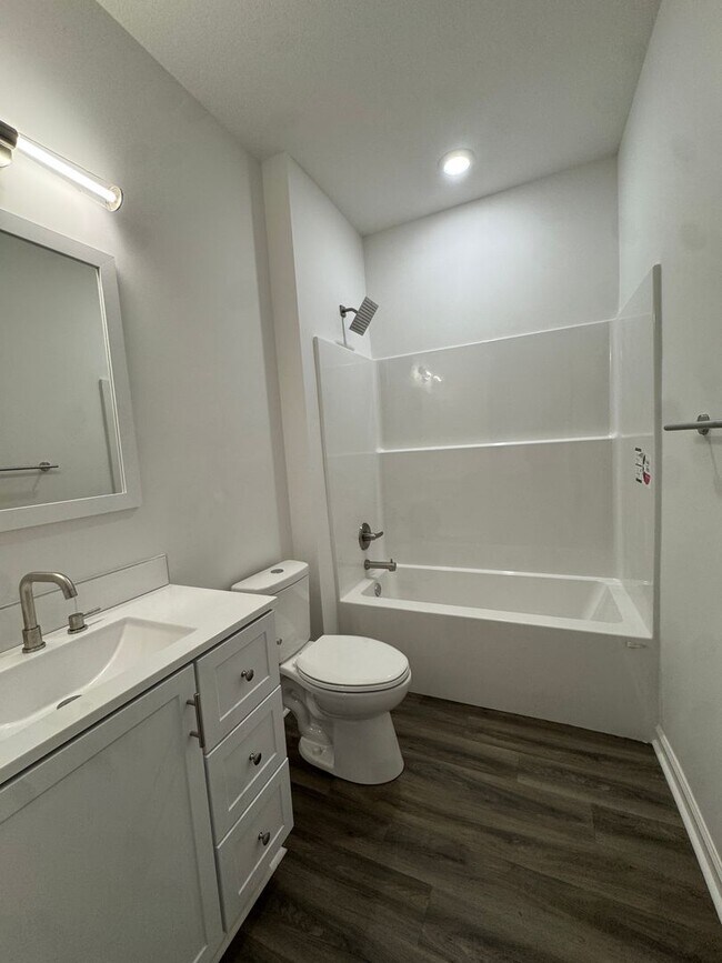 Building Photo - 3017 Olivia Ct