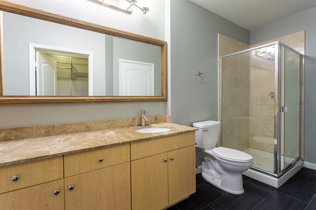 Building Photo - 3225 Turtle Creek Blvd Blvd