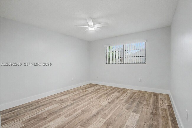 Building Photo - 6206 SW 136th Ct