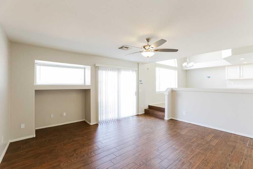 Building Photo - 11024 W Frier Dr