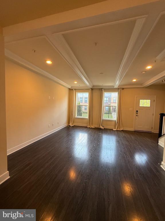 Building Photo - 189 Green Poplar Loop