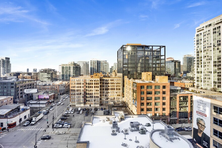 Building Photo - 630 N Franklin St