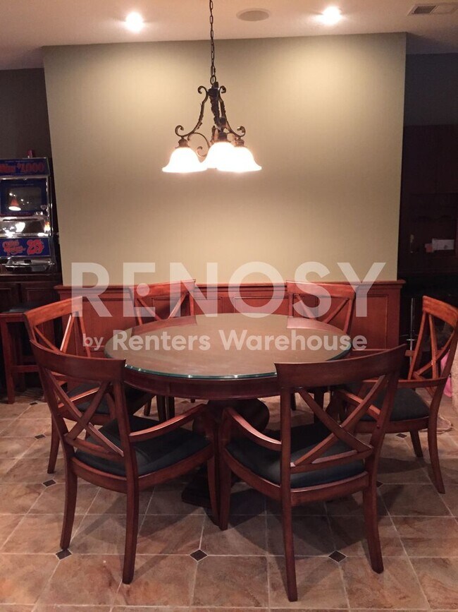 Building Photo - 2470 Arnold Palmer Dr