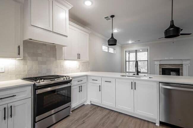 Building Photo - 306 Kanis Ridge Dr