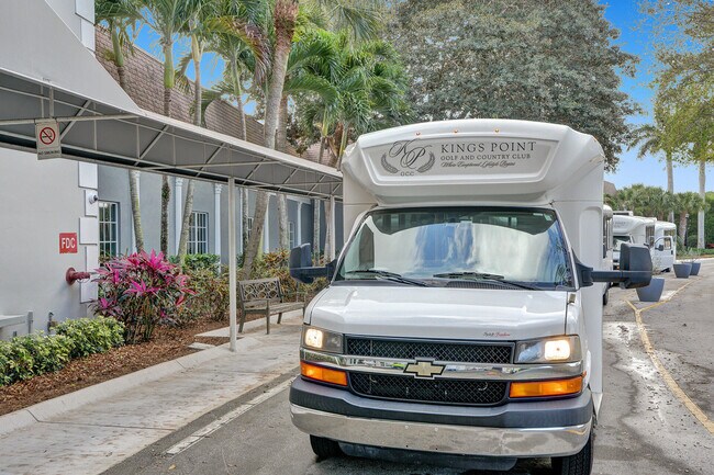 Building Photo - 360 Flanders Dr