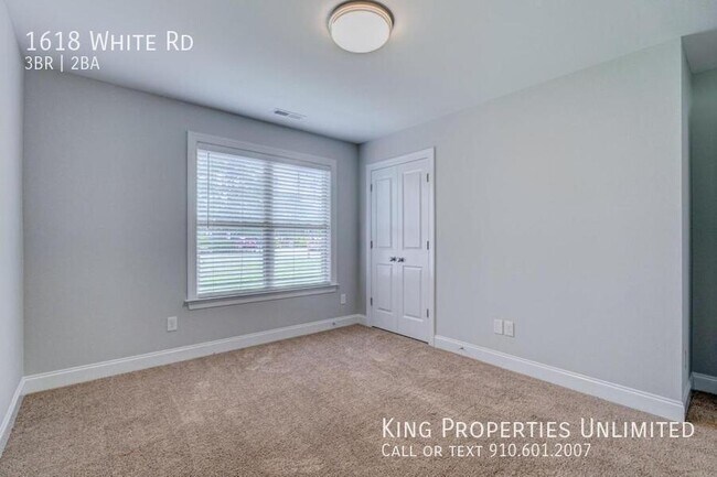 Building Photo - 1618 White Rd
