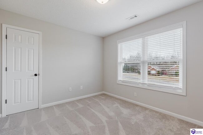 Building Photo - 212 Berkshire Ave