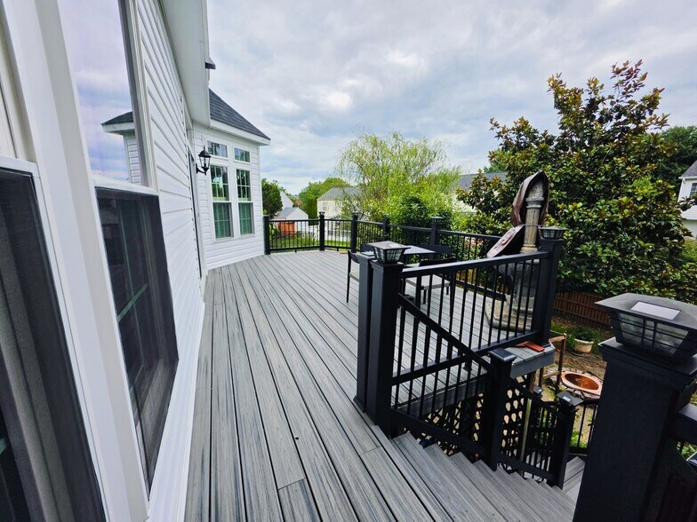 Building Photo - 17204 Sumac Ct