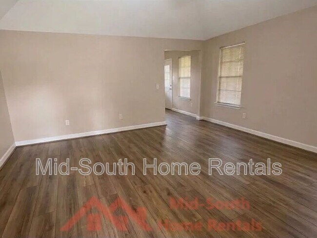 Building Photo - 1263 Tunica St