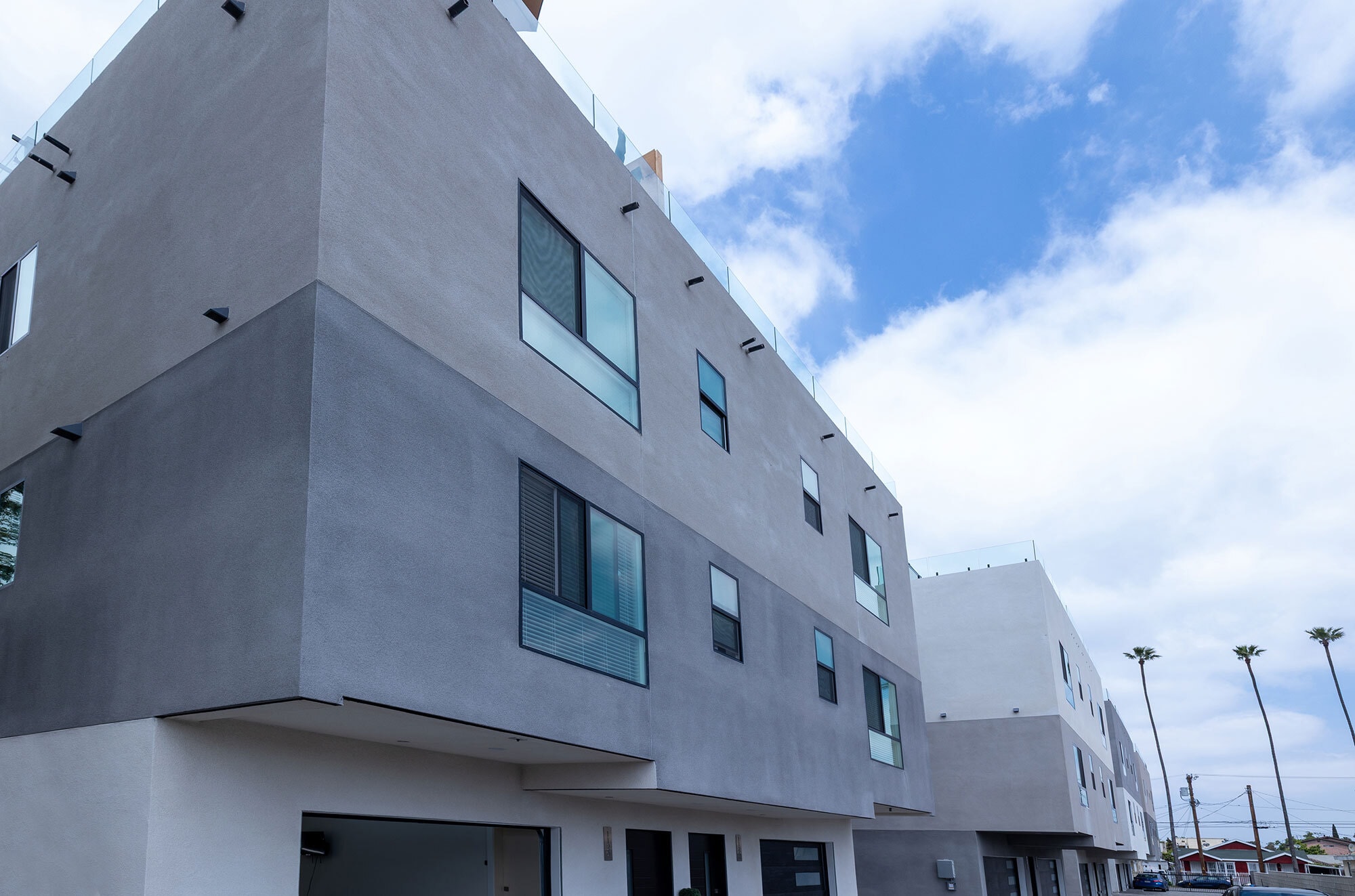 Building Photo - 1128 W 39th St