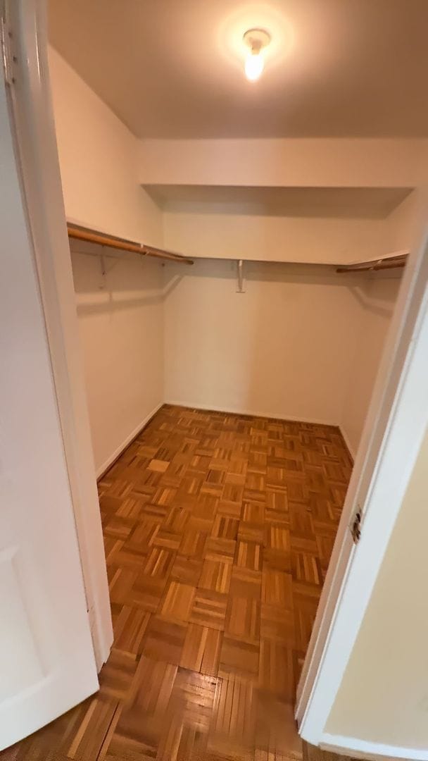 Building Photo - August 2026/2027 Loyola off-campus  2bd/2ba Homeland Southway Condo w/ CAC & more! - Available 8/9