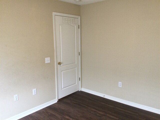 Building Photo - 22750 Marsh Wren Dr