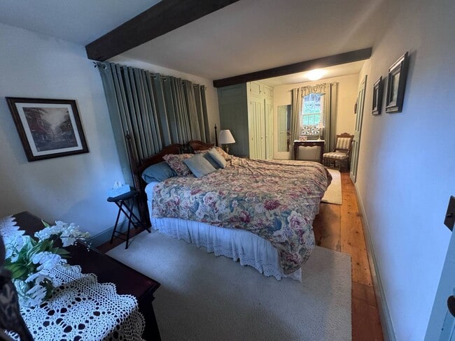 Building Photo - Waterfront Georgetown 3 Bed