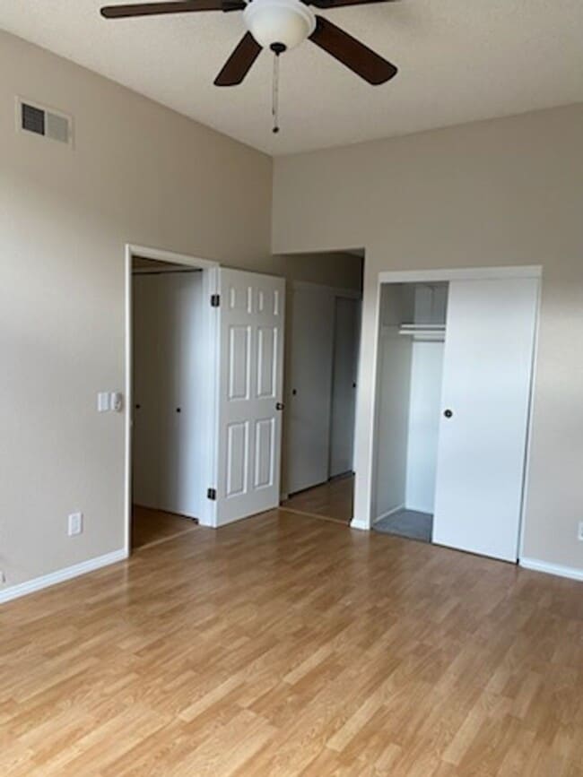 Building Photo - Beautiful 2 Bed 2 Bath condo in Pomona