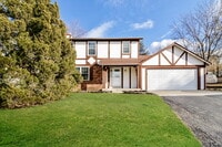 Building Photo - 17 Hollow Tree Ct