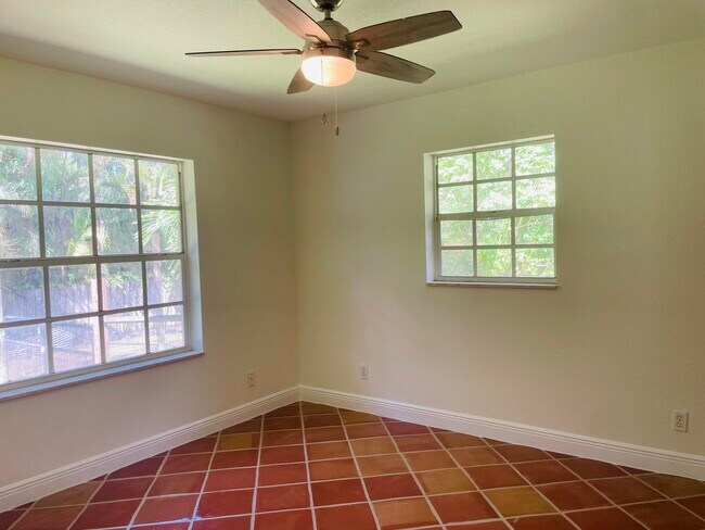 Building Photo - 14425 64th Ct N