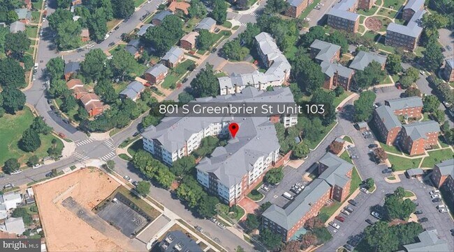 Building Photo - 801 S Greenbrier St