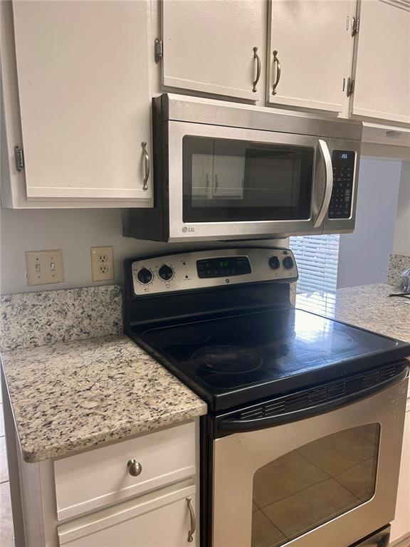 Building Photo - 1701 Shady Ridge Ct