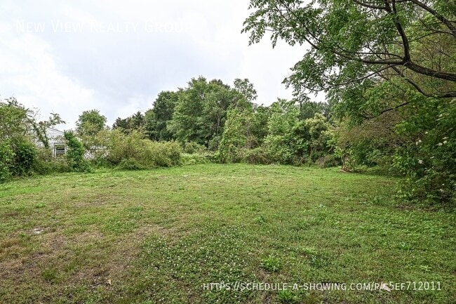 Building Photo - 3619 Little Mountain Rd