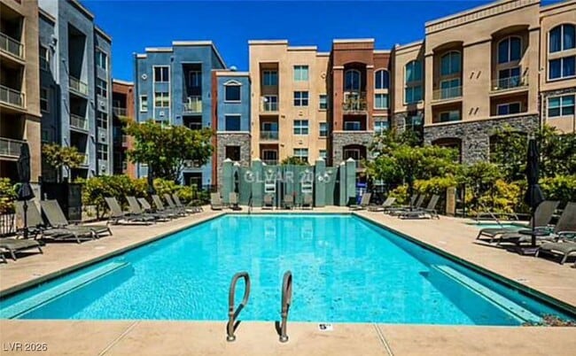 Building Photo - 56 E Serene Ave