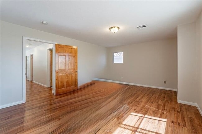 Building Photo - 3588 White Mountain St