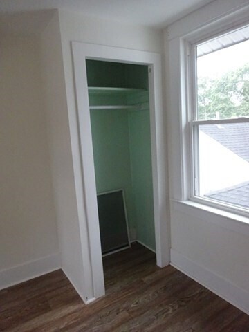 Building Photo - 34 Bayview St